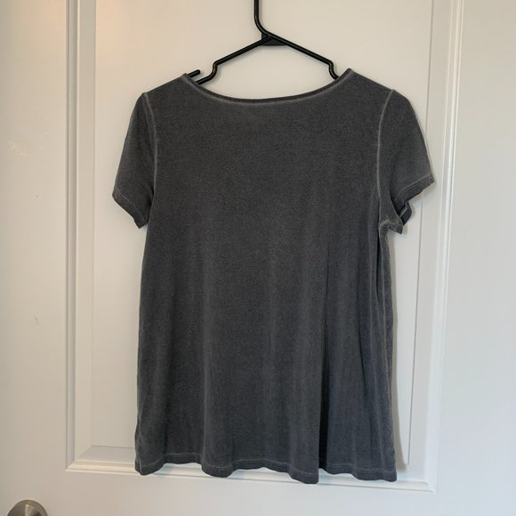 American Eagle Soft & Sexy Grey Distressed Tee (Small) - Picture 2 of 3